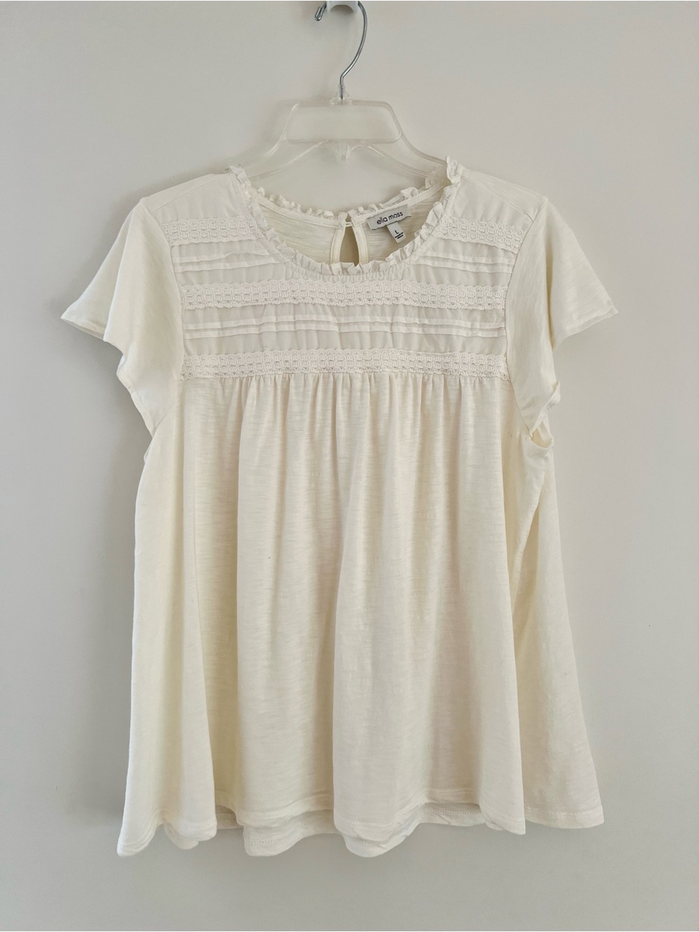 Ella Moss Cream Short-Sleeve Lace Yoke Tunic